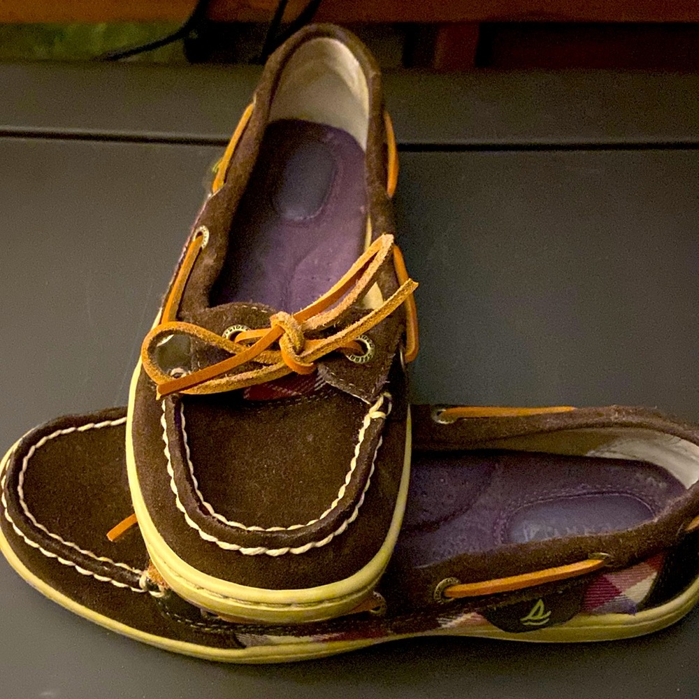 Women’s size 6 Sperry